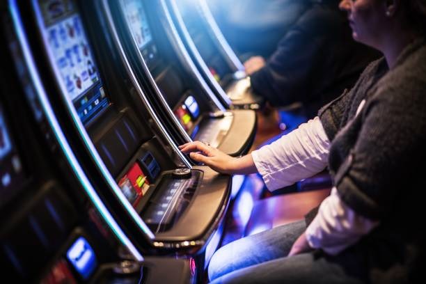 netjawa Data Keluaran interface on mobile showing live casino results and timestamps