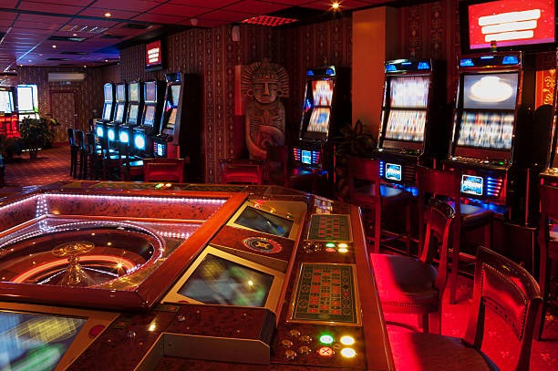Mobile screen showing Number Pair betting interface with Pair, No Pair, and Suited Pair buttons and stake input